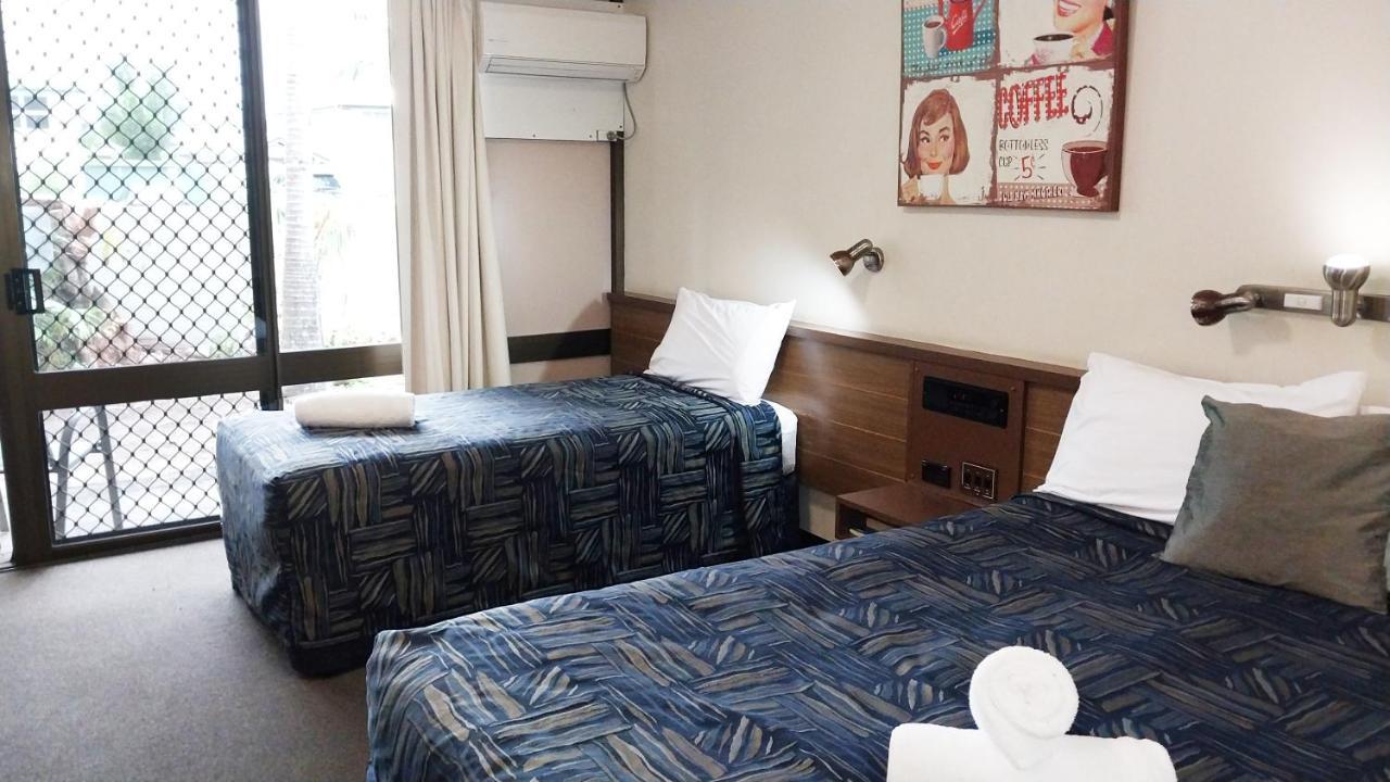 Miners Lodge Motor Inn Mackay Exteriör bild